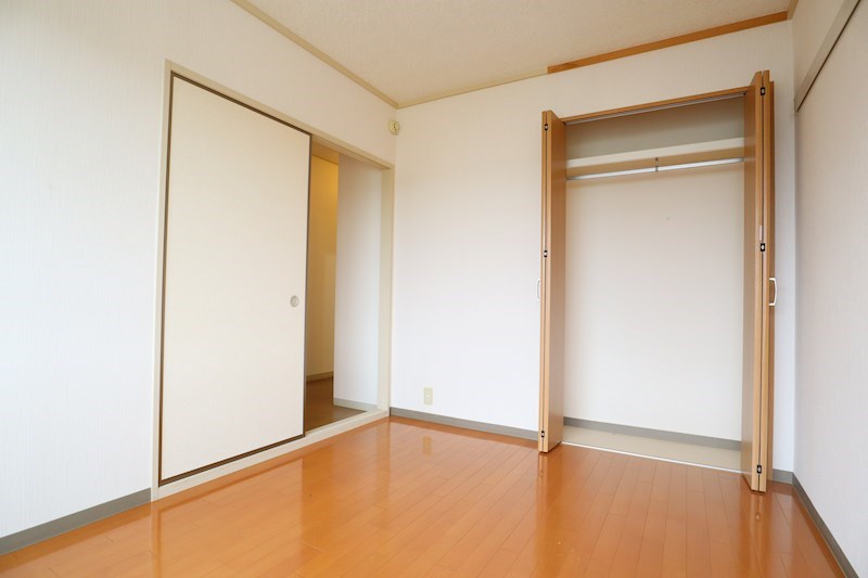 ガーデンハイツ ベッドルーム