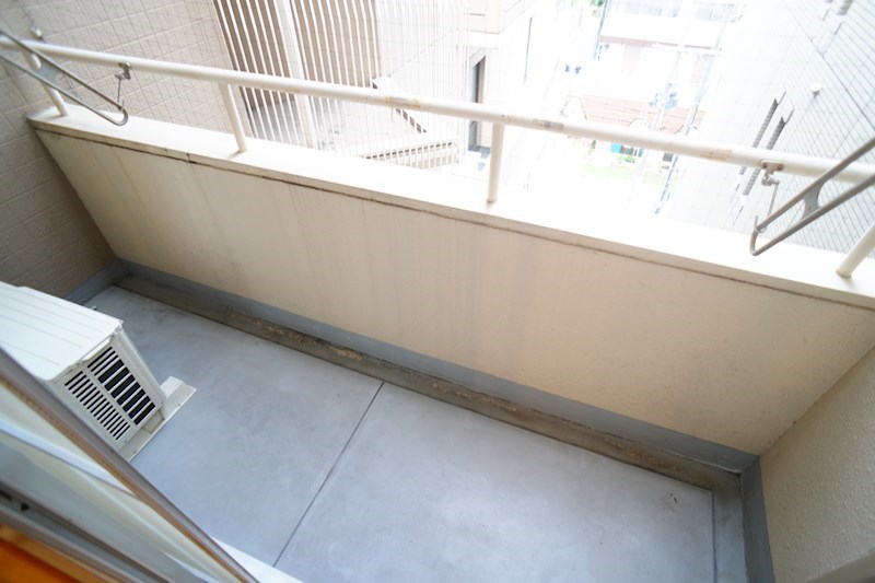 石橋ビル ベランダ