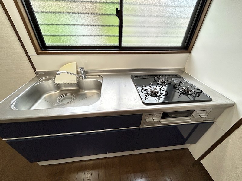 エモンド高の原 キッチン