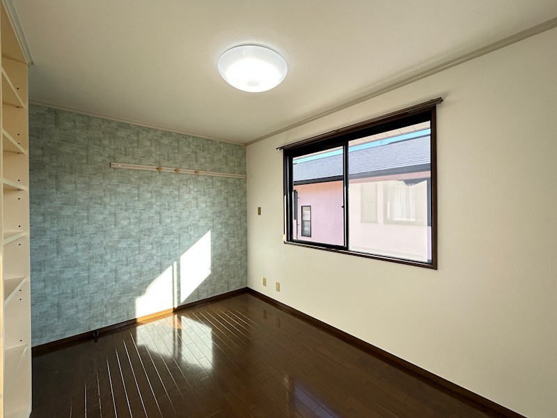 エモンド高の原  ベッドルーム