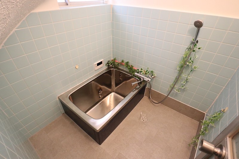 生駒市中菜畑2丁目貸家 風呂画像