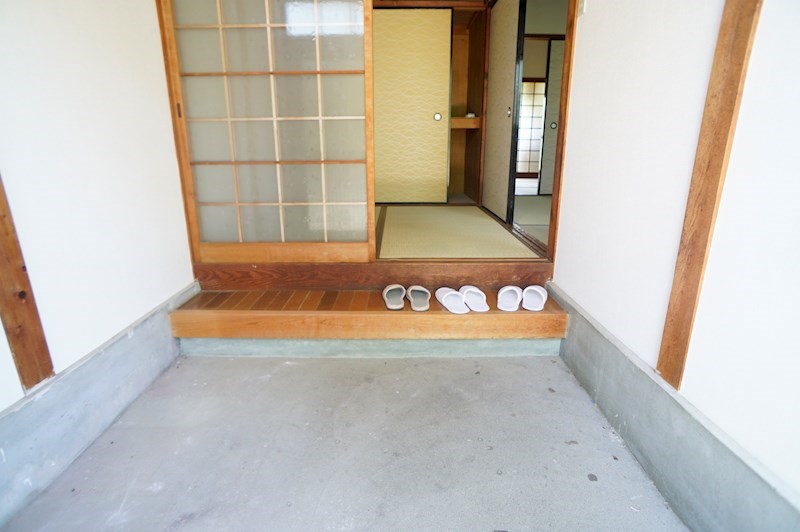 岡田平屋 玄関