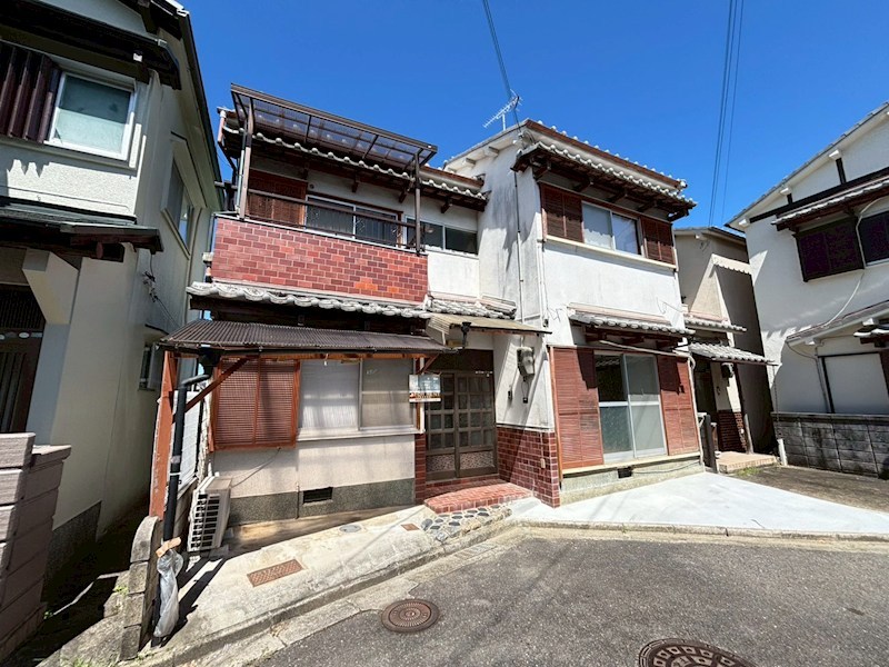 奈良市古市町貸家 外観