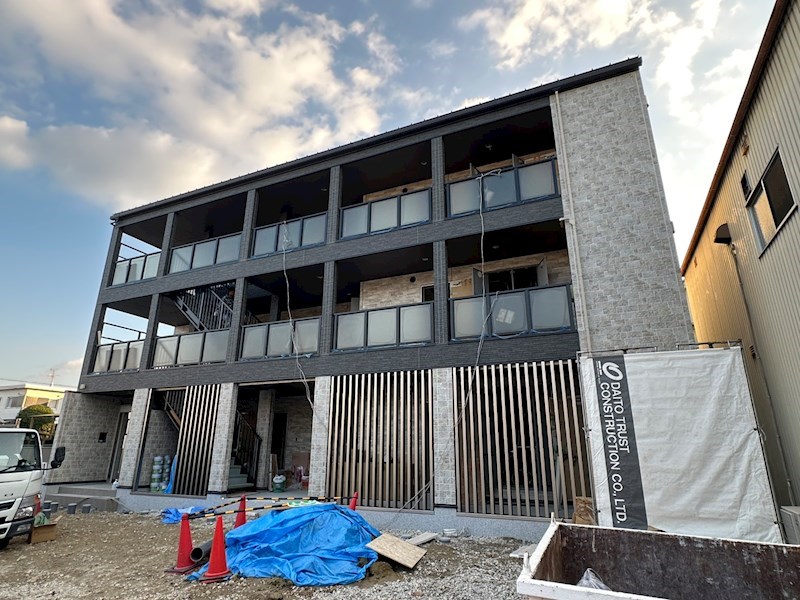 リエゾン学園前 201号室 外観