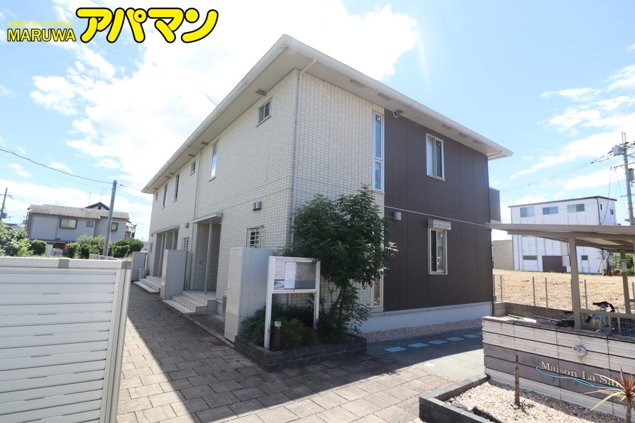 メゾン　ラ・セーヌ 201号室 外観