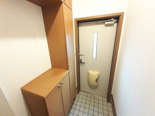 ボンヌシャンスハイム 玄関