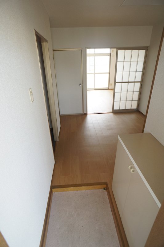 シャトレー富堂 玄関