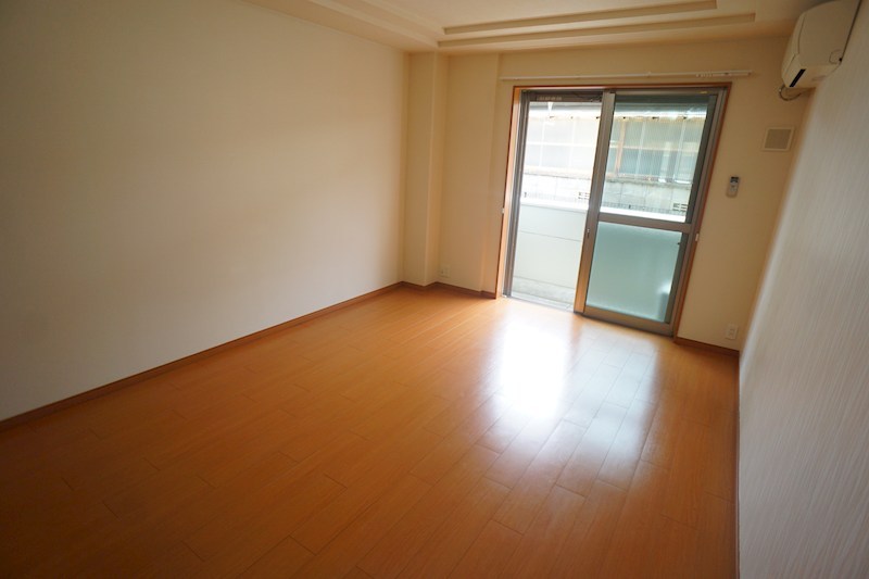 グランディール三条 リビング