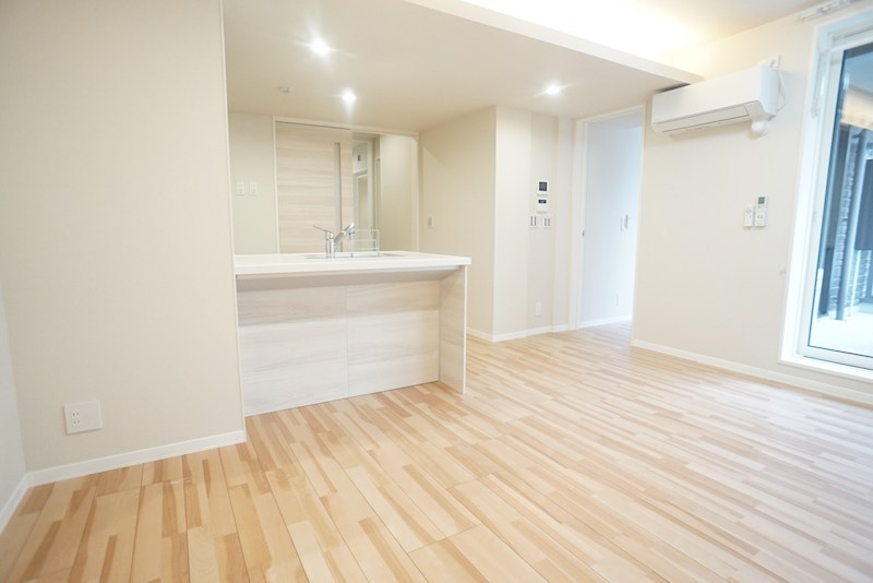 エレガント国見 リビング