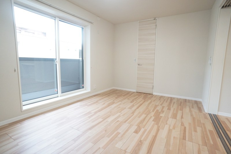 エレガント国見 ベッドルーム