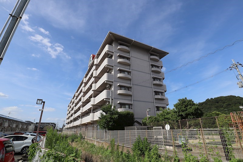 リアライズ八木 210号室 外観