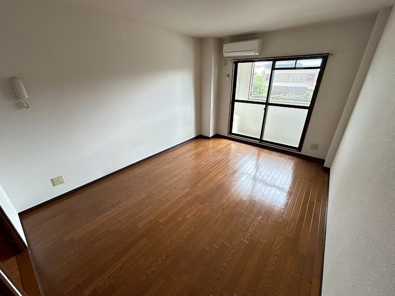 南新町ビル リビング