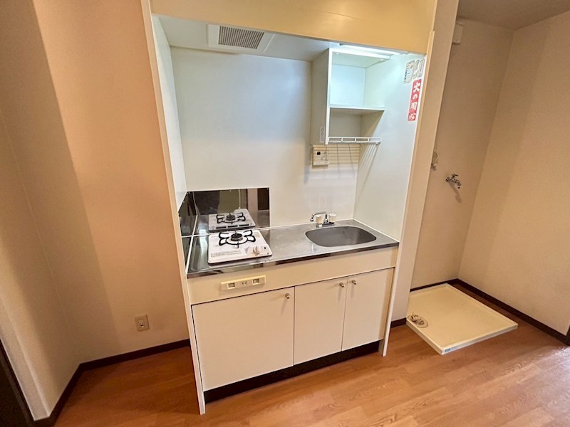 南新町ビル キッチン