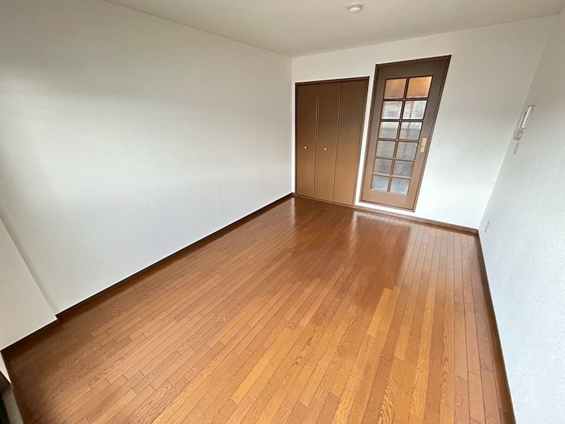 南新町ビル ベッドルーム