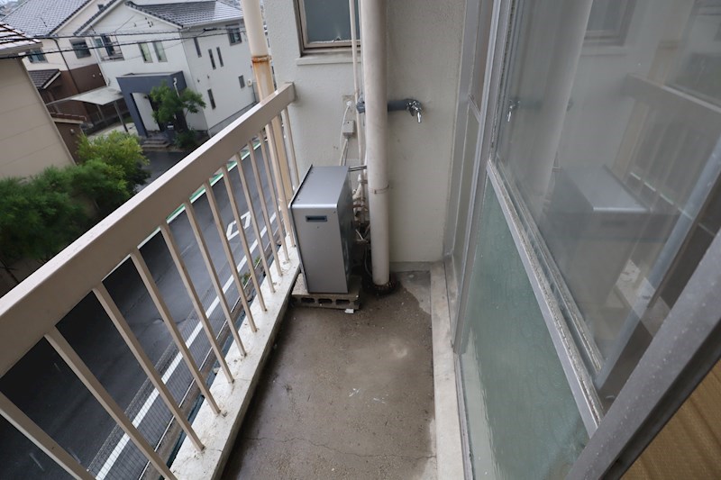 鳥見山荘園ビル1号館 ベランダ