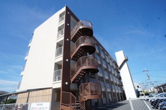 ファミール葛本 403号室 外観