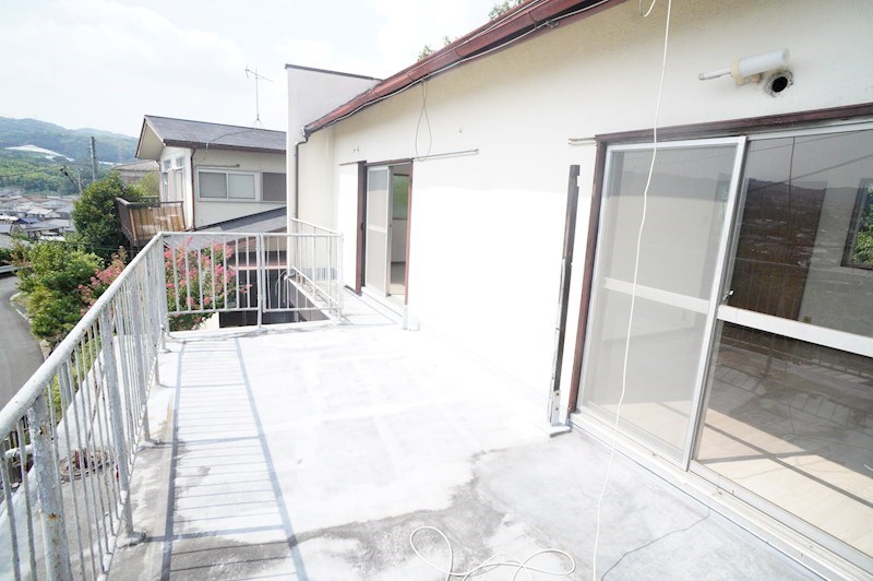 三郷町美松ケ丘東戸建 ベランダ