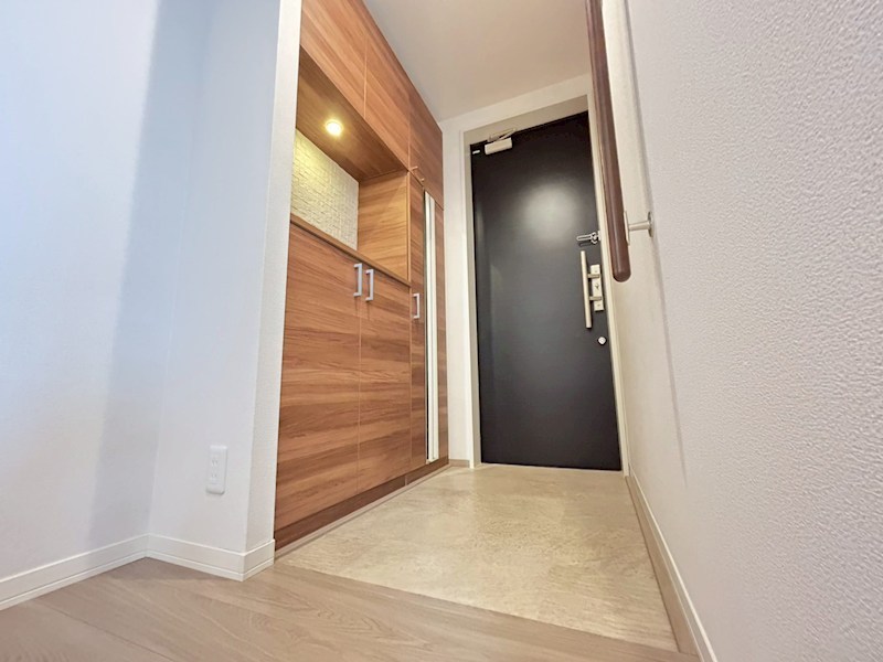 シャーメゾンレジデンス飛鳥 玄関