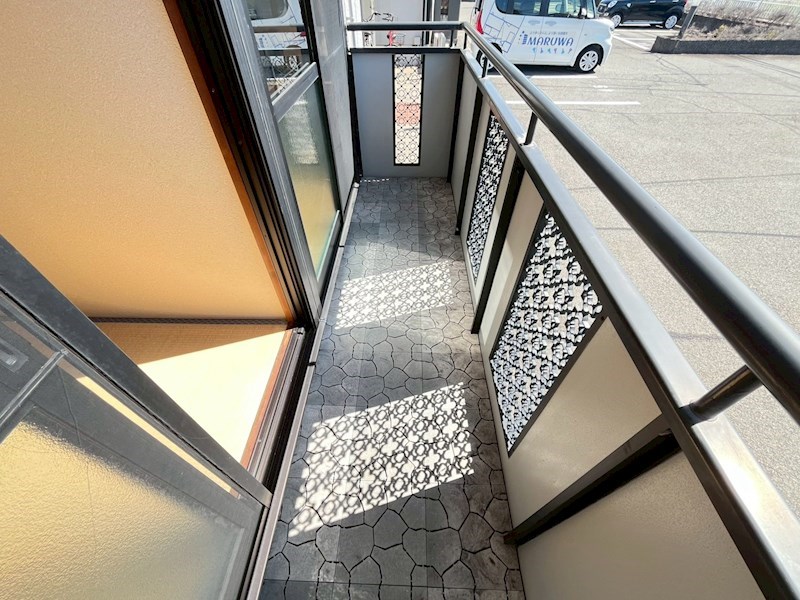 ヴァン・ヴェールIパートⅢ ベランダ