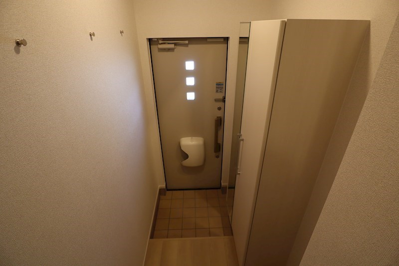 アザレアツインズ 玄関