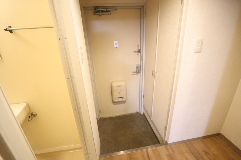 ヴィエンシャトレー小池 玄関