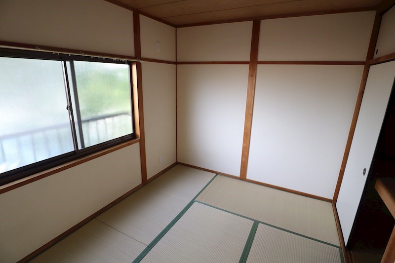 満田ハイツ ベッドルーム