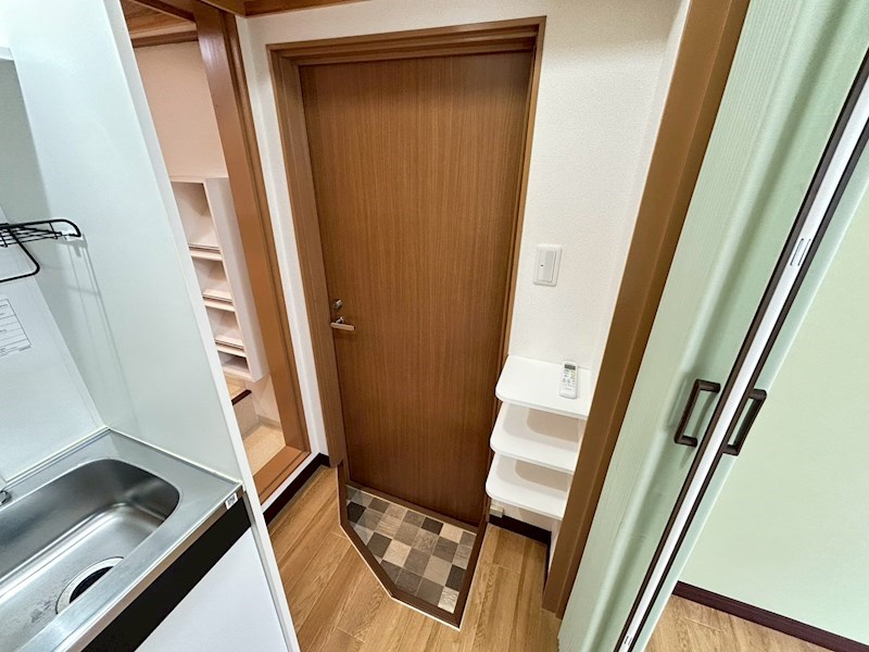 ナラパーク吉村 玄関