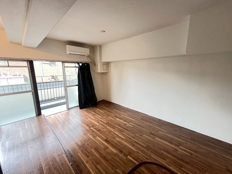 辻村ビル リビング