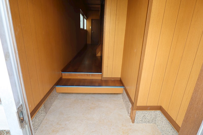 柳町貸家 玄関