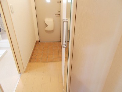 ウィンズ　ガーデン 玄関