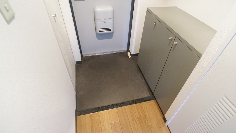 メープルコート中村Ⅱ 玄関