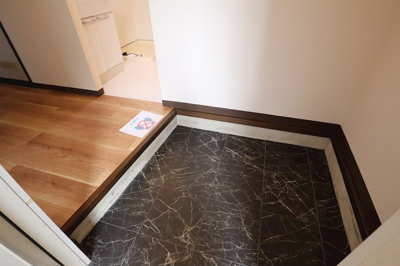 エクセル青垣　A 玄関