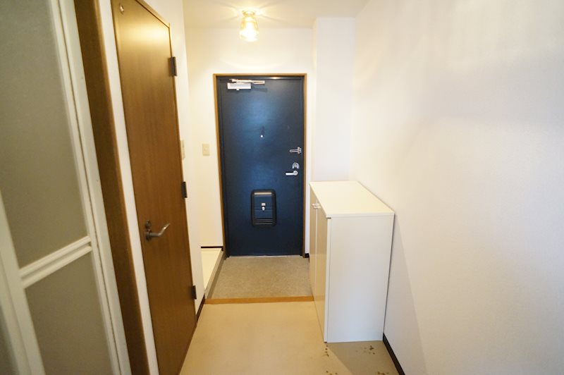 杉ヶ中町ビル 玄関