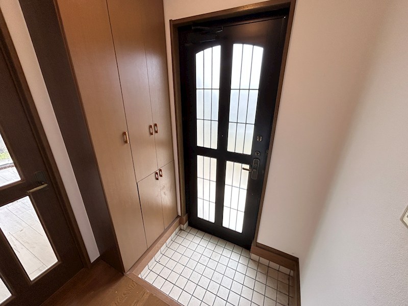 ウェル高の原 玄関