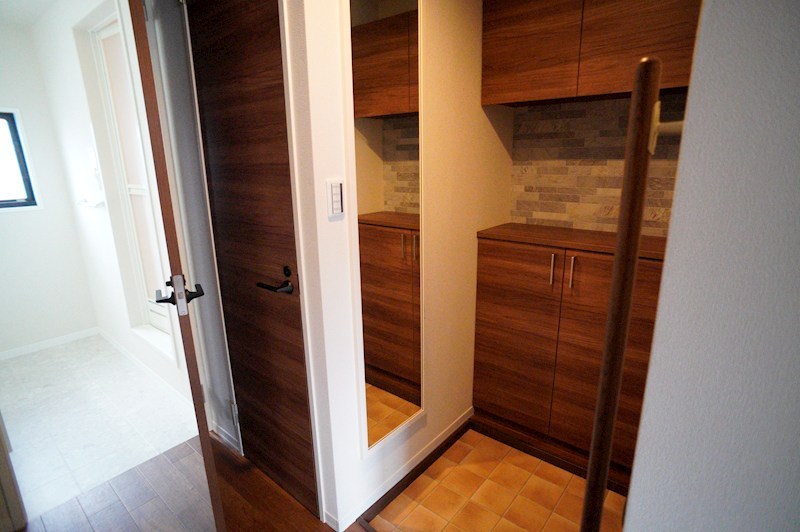 ハイツ池田Ｆ棟 玄関