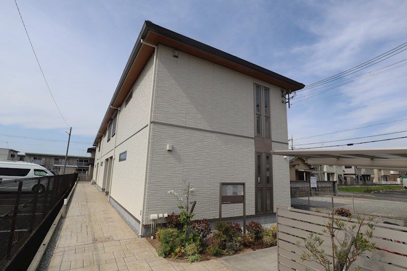 シャーメゾン　リヴェール 203号室 外観