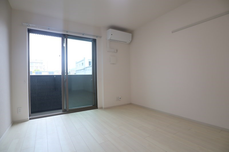 クアトロ・ソレイユ リビング