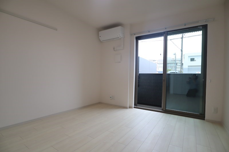 クアトロ・ソレイユ リビング