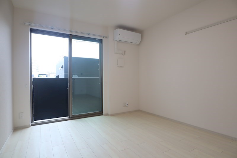 クアトロ・ソレイユ リビング