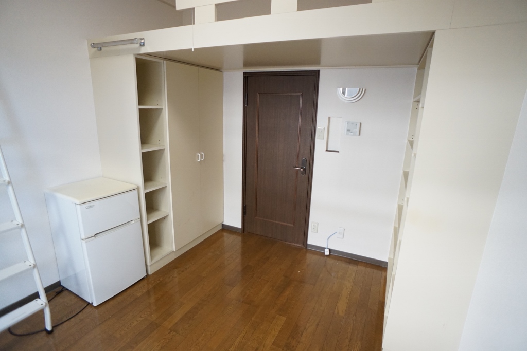 シティパレス西大寺北町Ｐ－１ リビング