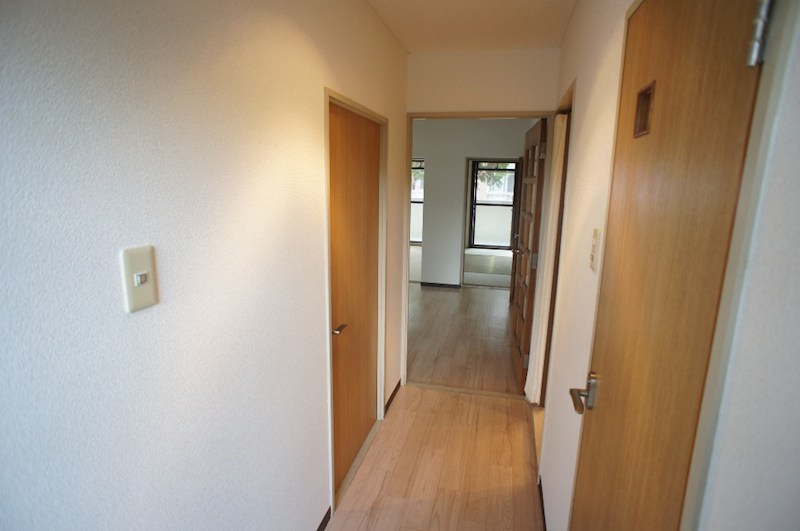 パティオＣ 玄関