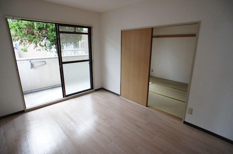 パティオＣ ベッドルーム