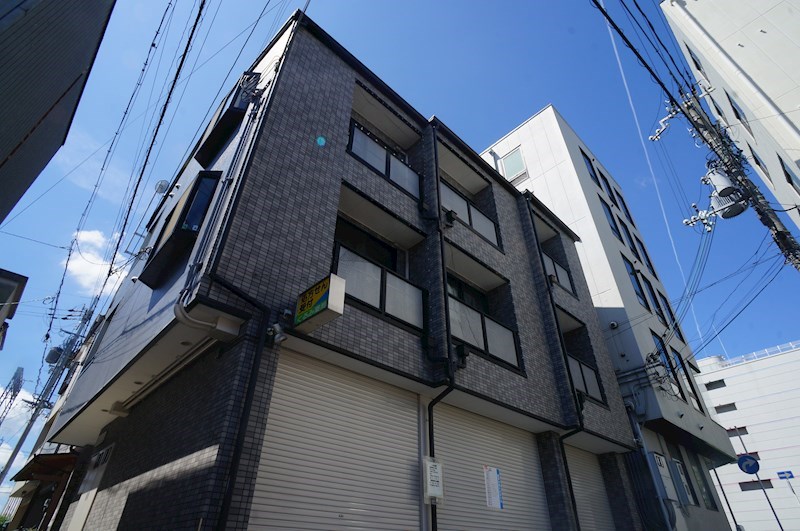 ヴェルデコート八木  303号室 外観