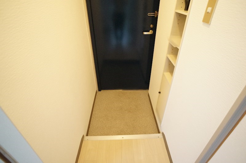 ブロッサム真菅 玄関