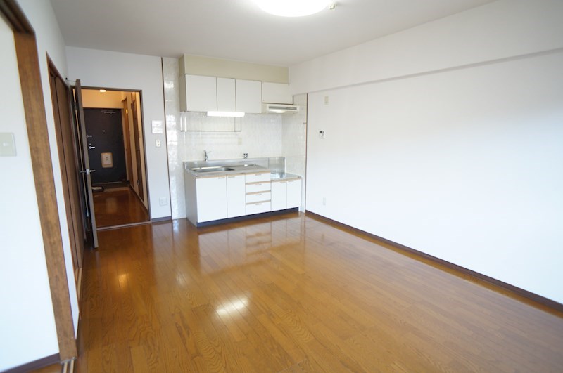 ラ・シェーヌ リビング