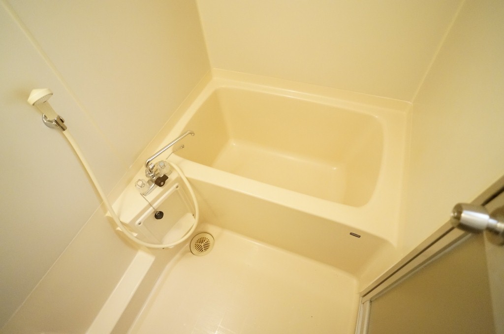 リヴェール三室 風呂画像