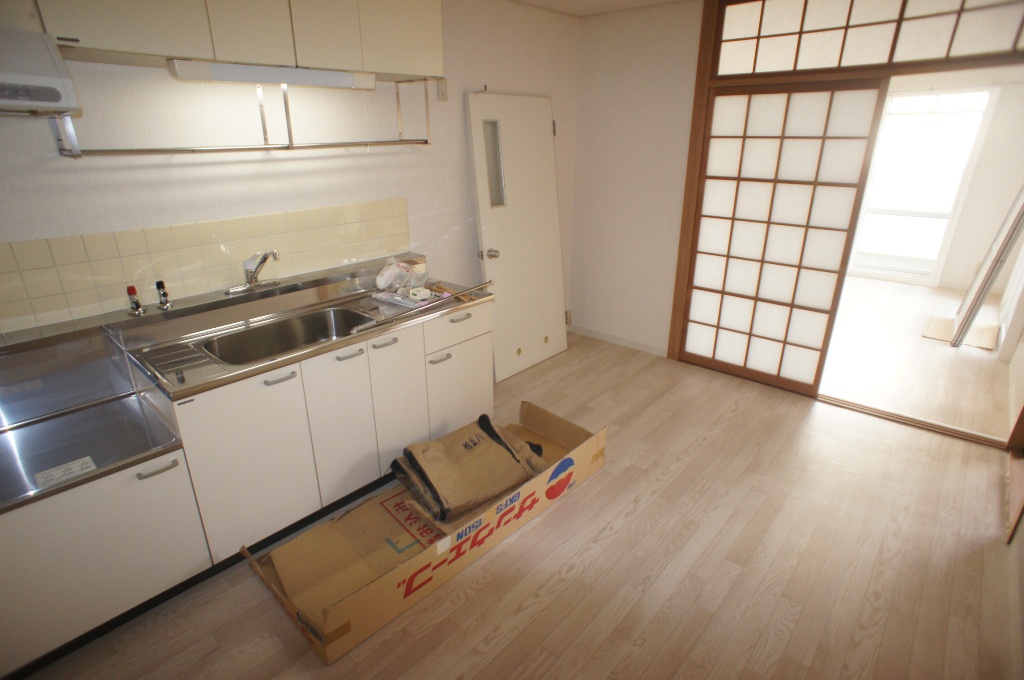 清川五番館 キッチン