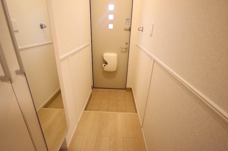 アビタシオン　キャトル 玄関