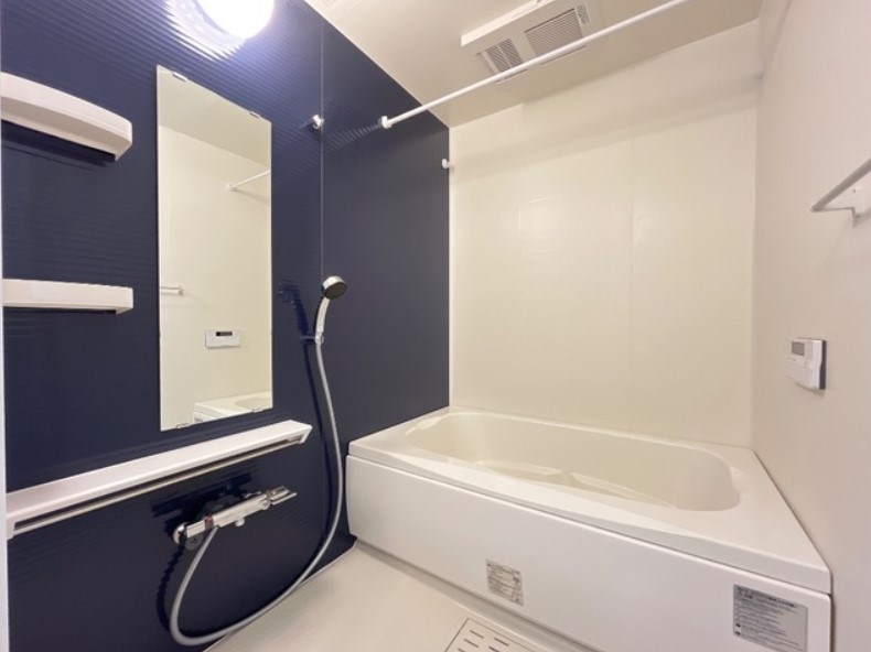 橿原市十市町アパート新築工事 風呂画像