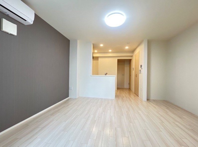 橿原市十市町アパート新築工事 リビング